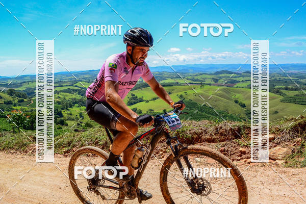 Buy your photos of the eventOURO BIKER on Fotop