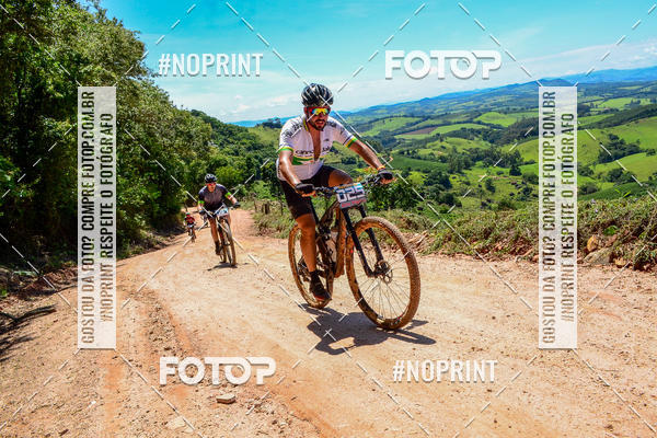 Buy your photos of the eventOURO BIKER on Fotop