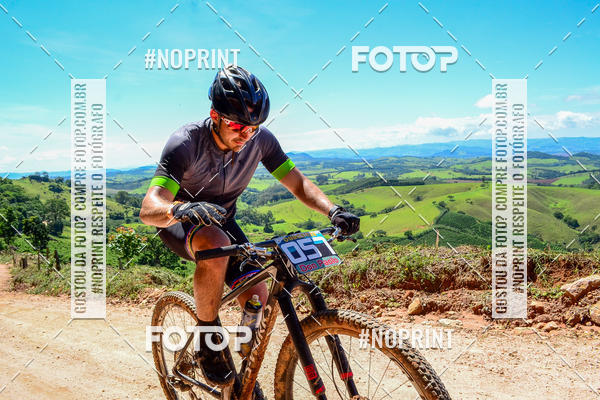 Buy your photos of the eventOURO BIKER on Fotop