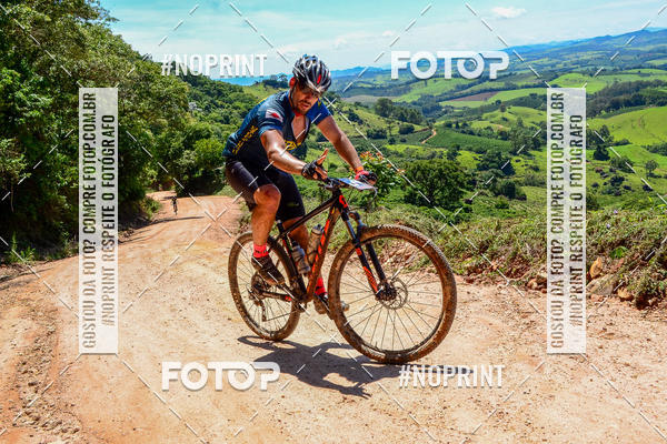 Buy your photos of the eventOURO BIKER on Fotop