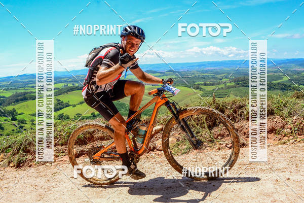 Buy your photos of the eventOURO BIKER on Fotop