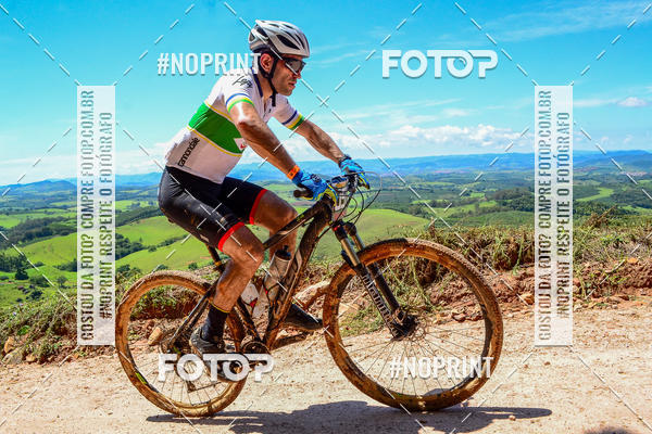 Buy your photos of the eventOURO BIKER on Fotop