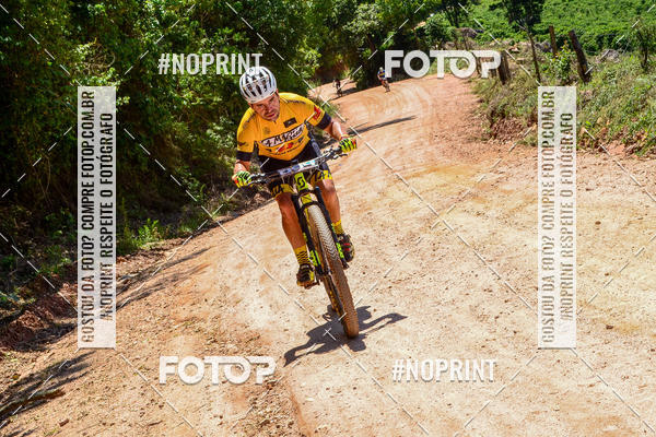 Buy your photos of the eventOURO BIKER on Fotop