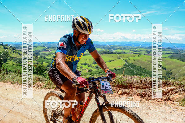 Buy your photos of the eventOURO BIKER on Fotop