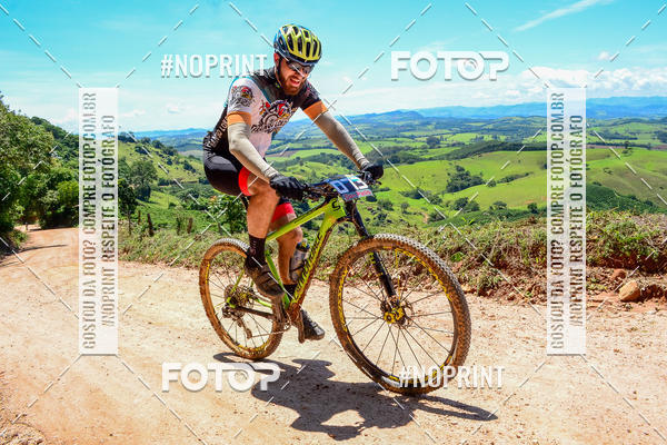 Buy your photos of the eventOURO BIKER on Fotop