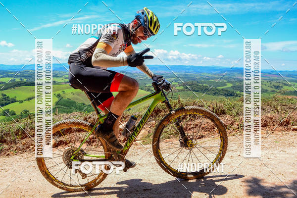 Buy your photos of the eventOURO BIKER on Fotop