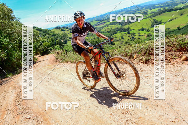 Buy your photos of the eventOURO BIKER on Fotop