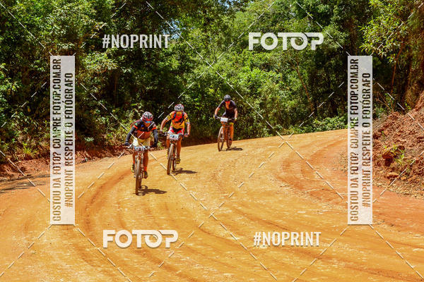 Buy your photos of the eventOURO BIKER on Fotop