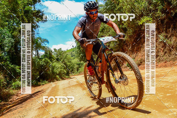 Buy your photos of the eventOURO BIKER on Fotop