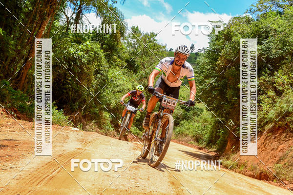Buy your photos of the eventOURO BIKER on Fotop