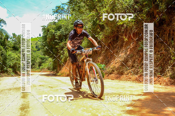 Buy your photos of the eventOURO BIKER on Fotop