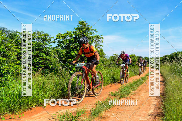 Buy your photos of the eventOURO BIKER on Fotop