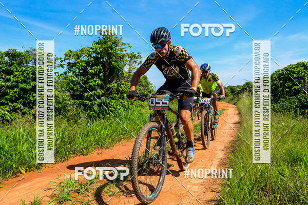 Buy your photos of the eventOURO BIKER on Fotop