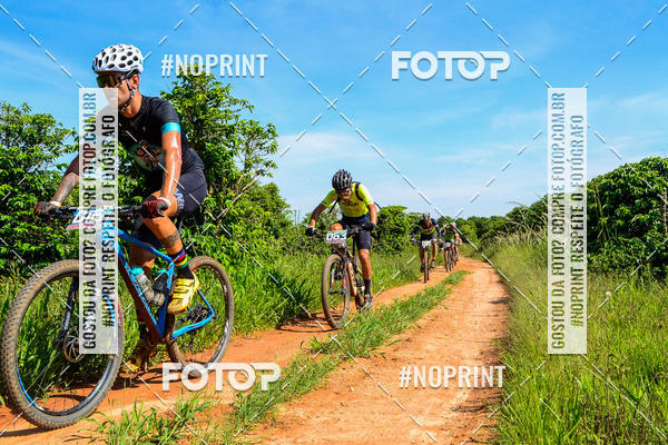 Buy your photos of the eventOURO BIKER on Fotop