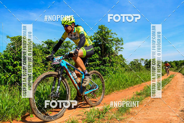 Buy your photos of the eventOURO BIKER on Fotop