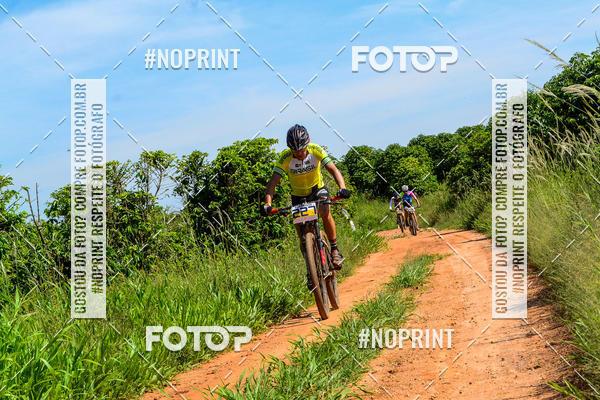 Buy your photos of the eventOURO BIKER on Fotop