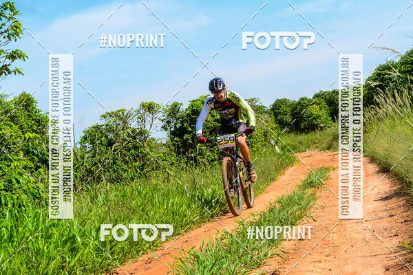 Buy your photos of the eventOURO BIKER on Fotop