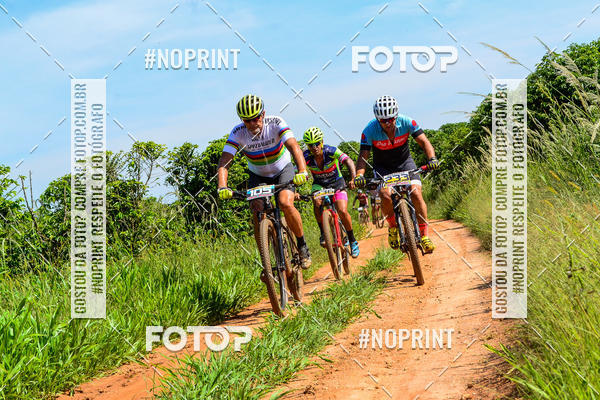 Buy your photos of the eventOURO BIKER on Fotop