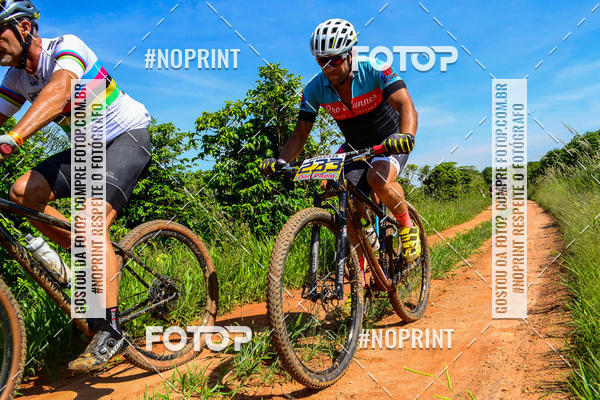 Buy your photos of the eventOURO BIKER on Fotop