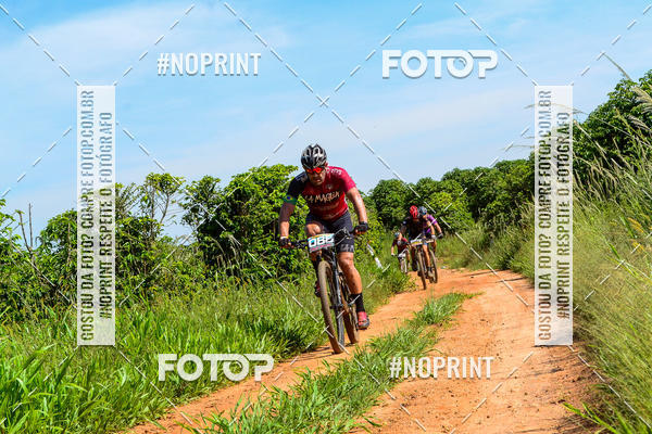 Buy your photos of the eventOURO BIKER on Fotop