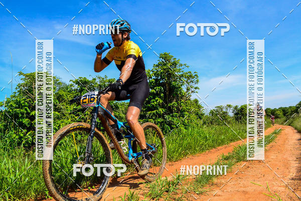 Buy your photos of the eventOURO BIKER on Fotop