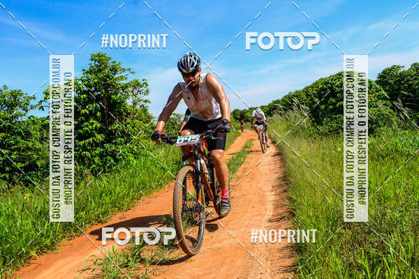 Buy your photos of the eventOURO BIKER on Fotop