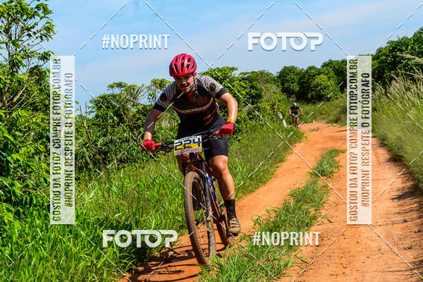 Buy your photos of the eventOURO BIKER on Fotop