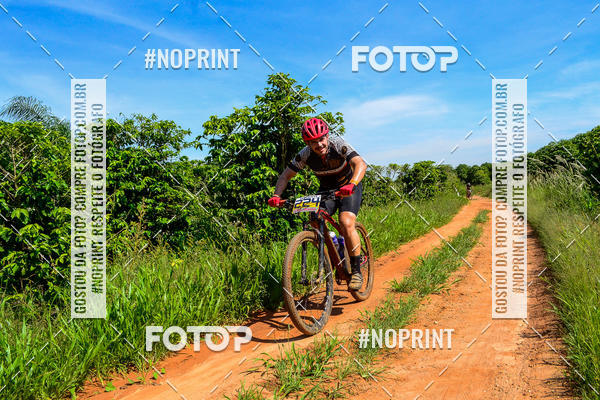 Buy your photos of the eventOURO BIKER on Fotop