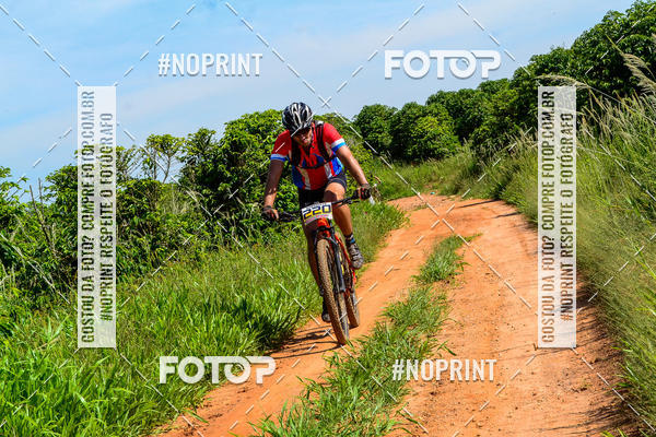 Buy your photos of the eventOURO BIKER on Fotop
