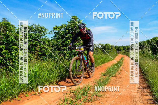 Buy your photos of the eventOURO BIKER on Fotop