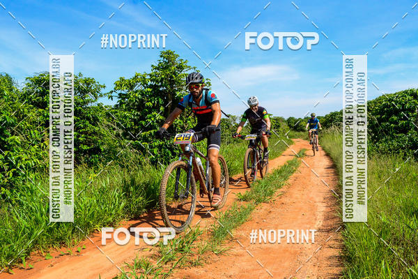 Buy your photos of the eventOURO BIKER on Fotop