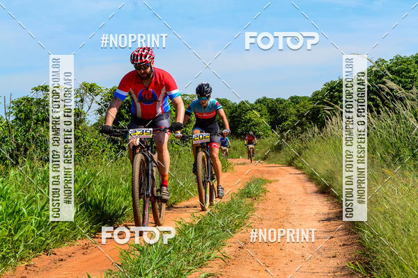 Buy your photos of the eventOURO BIKER on Fotop