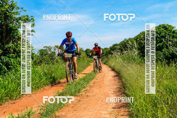 Buy your photos of the eventOURO BIKER on Fotop