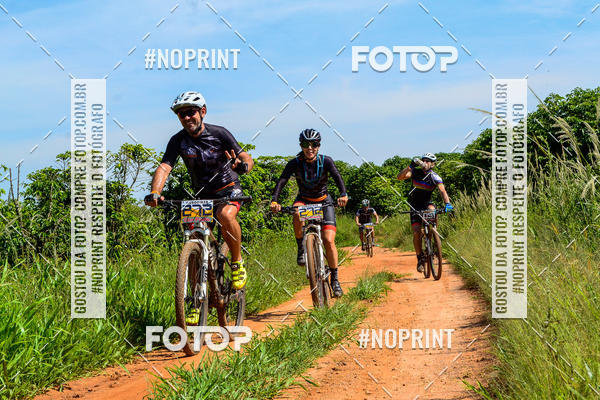 Buy your photos of the eventOURO BIKER on Fotop