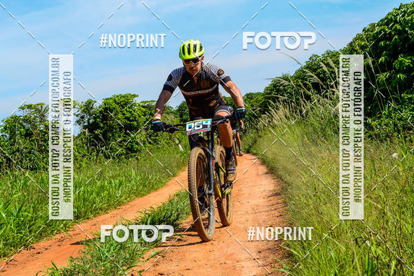 Buy your photos of the eventOURO BIKER on Fotop