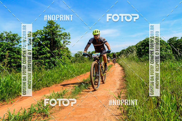 Buy your photos of the eventOURO BIKER on Fotop