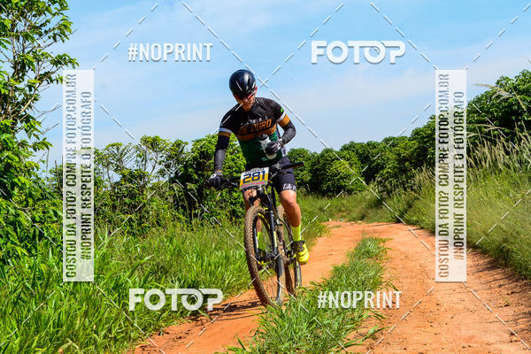 Buy your photos of the eventOURO BIKER on Fotop