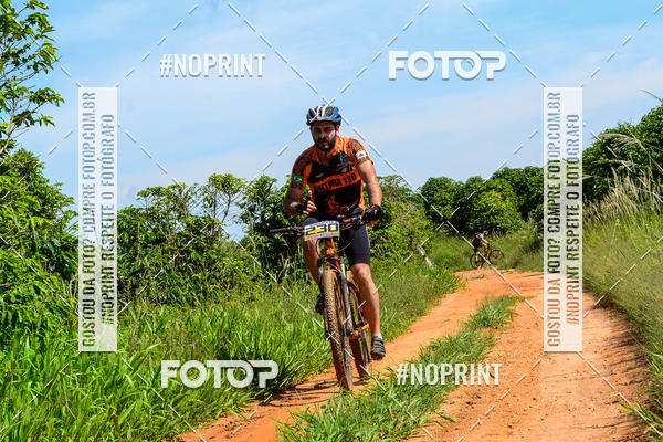 Buy your photos of the eventOURO BIKER on Fotop
