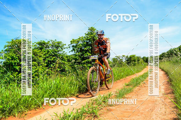 Buy your photos of the eventOURO BIKER on Fotop