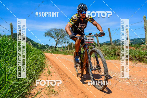 Buy your photos of the eventOURO BIKER on Fotop