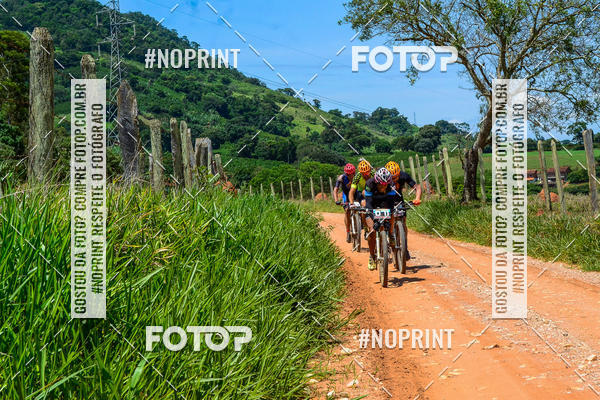 Buy your photos of the eventOURO BIKER on Fotop