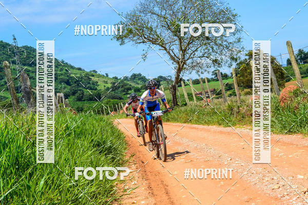 Buy your photos of the eventOURO BIKER on Fotop