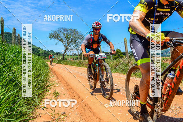 Buy your photos of the eventOURO BIKER on Fotop