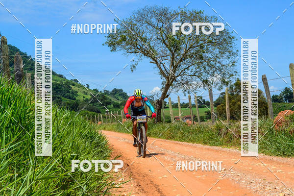 Buy your photos of the eventOURO BIKER on Fotop