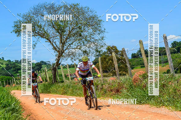 Buy your photos of the eventOURO BIKER on Fotop