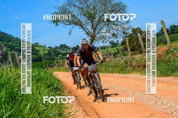 Buy your photos of the eventOURO BIKER on Fotop
