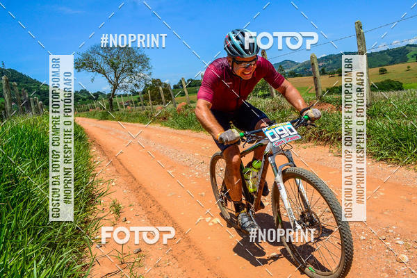 Buy your photos of the eventOURO BIKER on Fotop