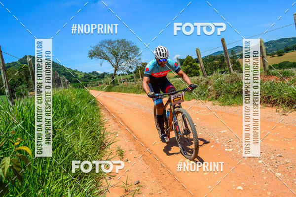 Buy your photos of the eventOURO BIKER on Fotop