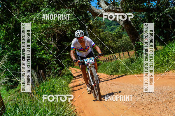 Buy your photos of the eventOURO BIKER on Fotop