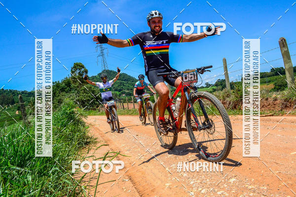 Buy your photos of the eventOURO BIKER on Fotop